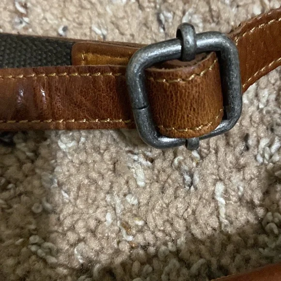 Jack Georges leather crossbody - Picture 5 of 12